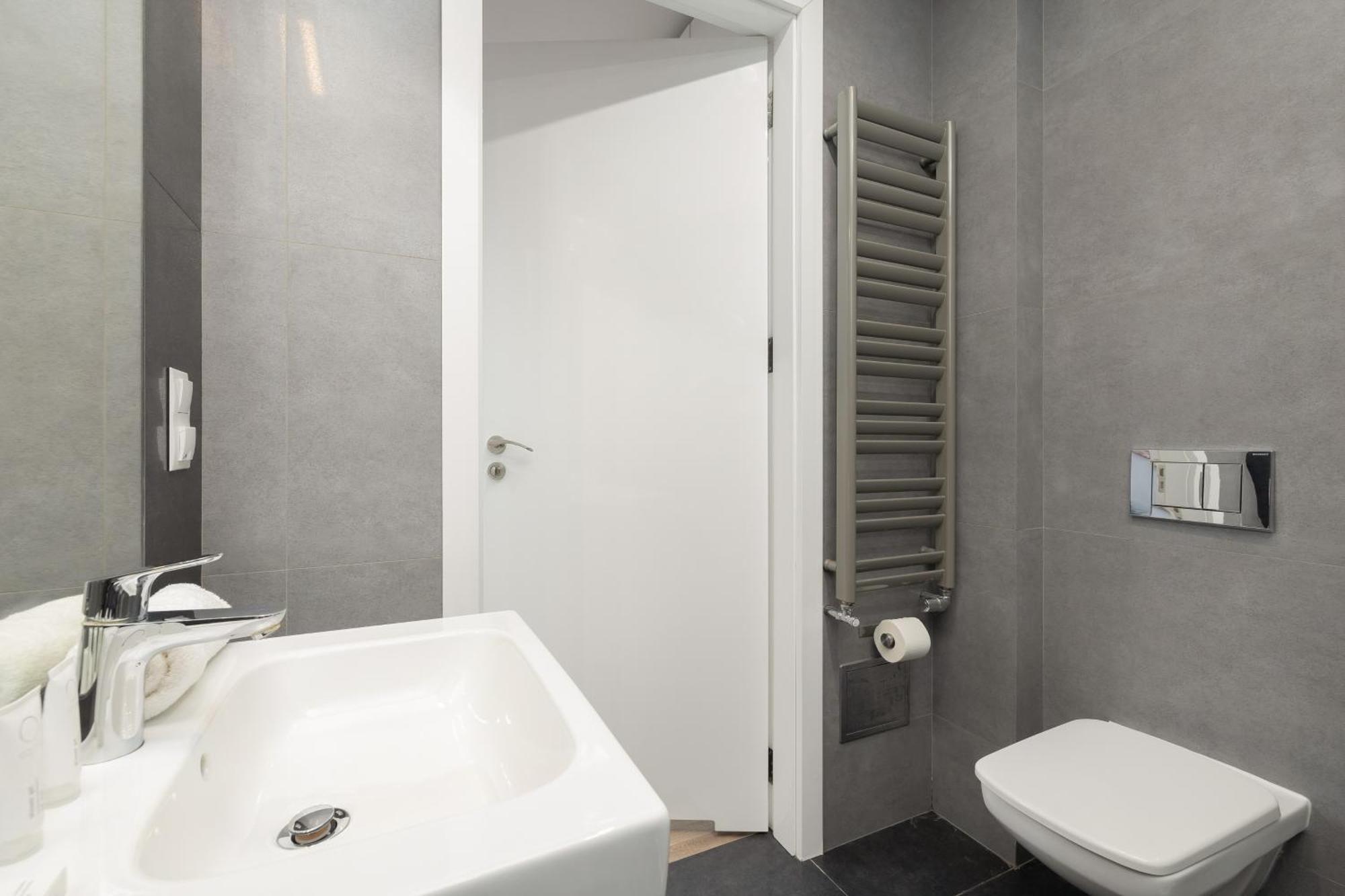 Central Planty Park Apartment Lobzowska By Noclegi Renters Krasków Exterior foto